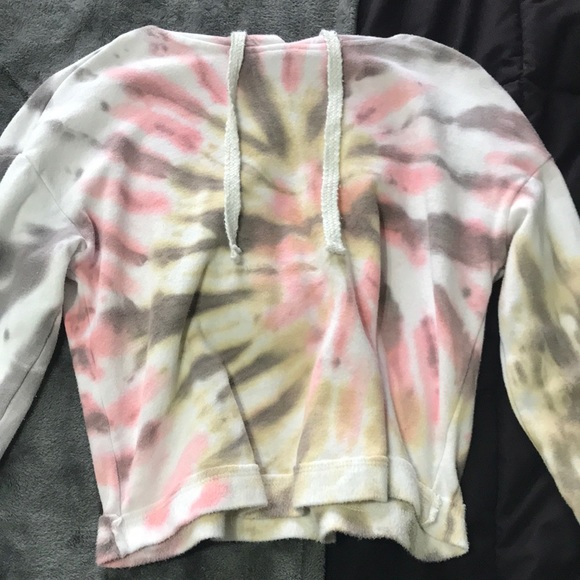 Size small cropped hoodie - Picture 1 of 1